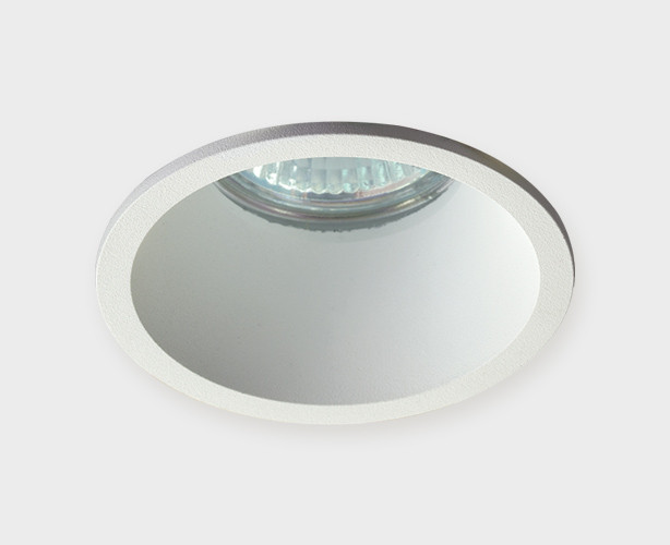 Встраиваемый светильник ITALLINE 163311 white потолочный светильник italline m02 70115