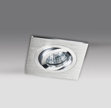 Встраиваемый светильник ITALLINE SAG103-4 SILVER/SILVER встраиваемый светильник italline xf001a silver