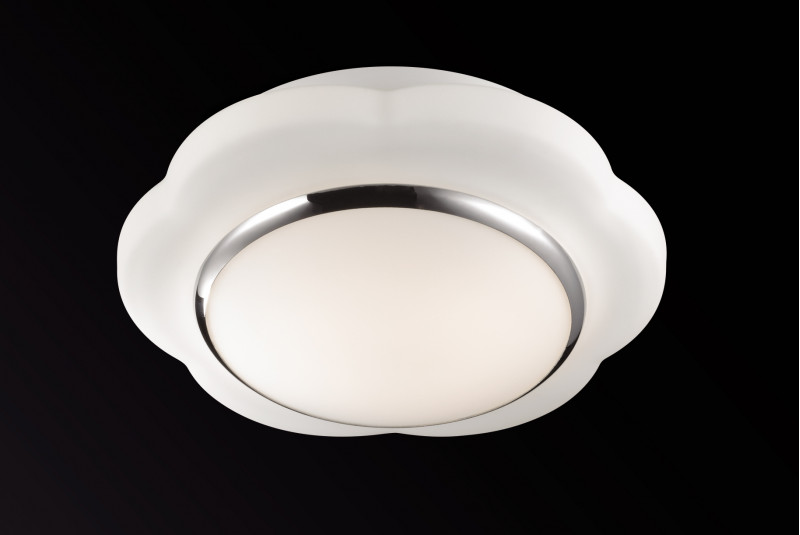 Фото Odeon Light 2403/1C ODL13 873 белый Н/п светильник IP44 E27 60W 220V BAHA. Купить с доставкой