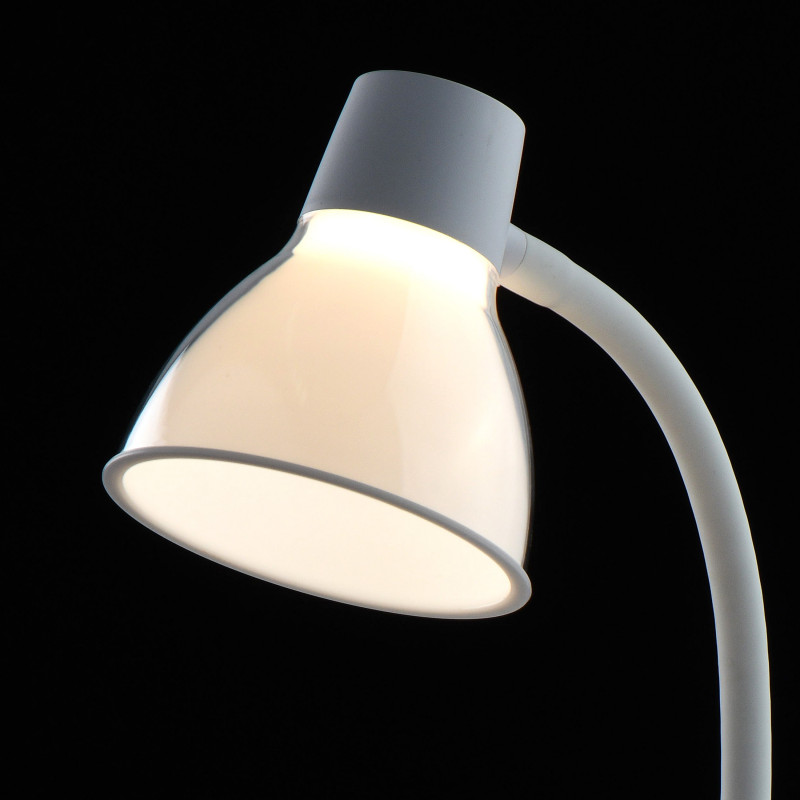 Настольная лампа DeMarkt 631036301
