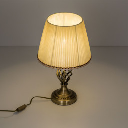 Настольная лампа Citilux CL402833