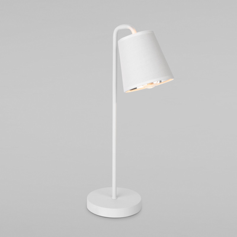 Настольная лампа Eurosvet 01134/1 белый декоративная настольная лампа eurosvet montero 01134 1 4690389189593