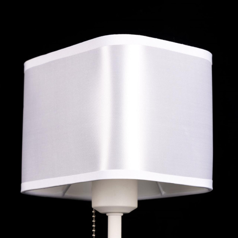 Настольная лампа Citilux CL469815