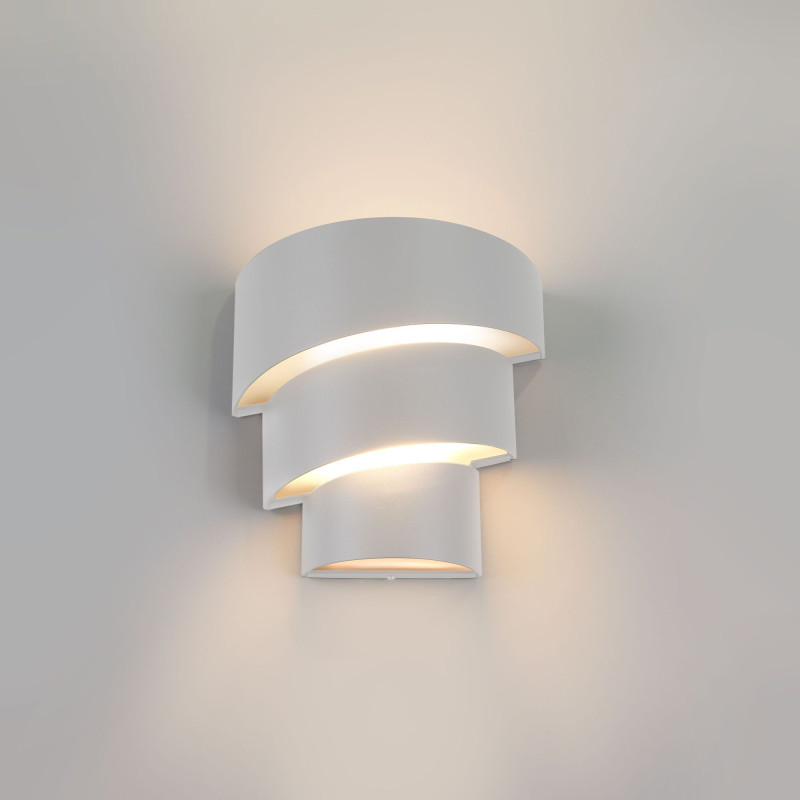 Светильник настенный Elektrostandard 1535 TECHNO LED HELIX белый светильник светодиодный 1535 techno ip54 3000k 15 вт цвет белый