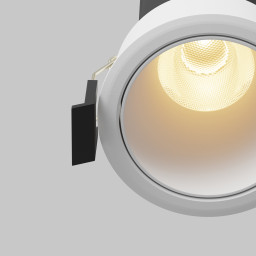 Встраиваемый светильник Maytoni DL116-10W-2.7K-W