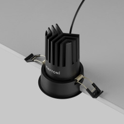 Встраиваемый светильник Maytoni DL117-15W-4K-B
