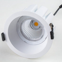 Влагозащищенный светильник Lightstar 385136