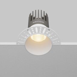 Встраиваемый светильник Maytoni DL122-15W-3K-TRS-W