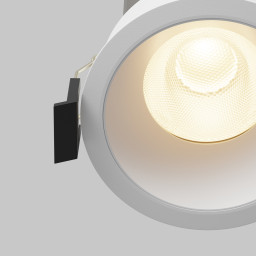 Встраиваемый светильник Maytoni DL117-15W-3K-W