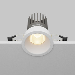 Встраиваемый светильник Maytoni DL117-15W-3K-W