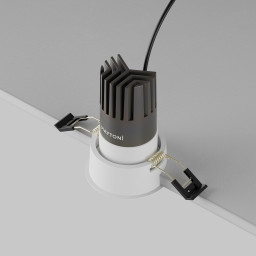 Встраиваемый светильник Maytoni DL116-10W-3K-W