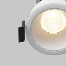Встраиваемый светильник Maytoni DL115-10W-3K-W
