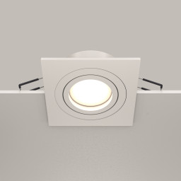 Встраиваемый светильник Maytoni Technical DL024-2-01W