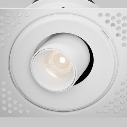 Встраиваемый светильник Maytoni DL127-8W3K-TRS-W